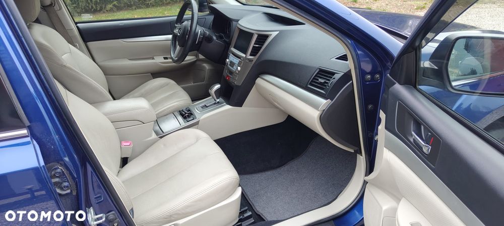 Subaru Outback 2.5i Lineartronic Comfort - 9