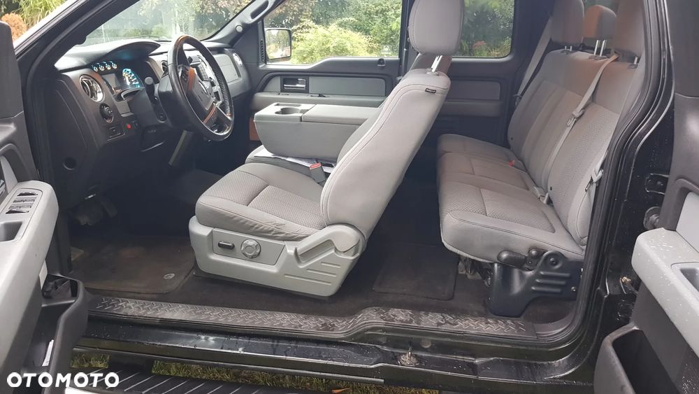 Ford F150 - 8