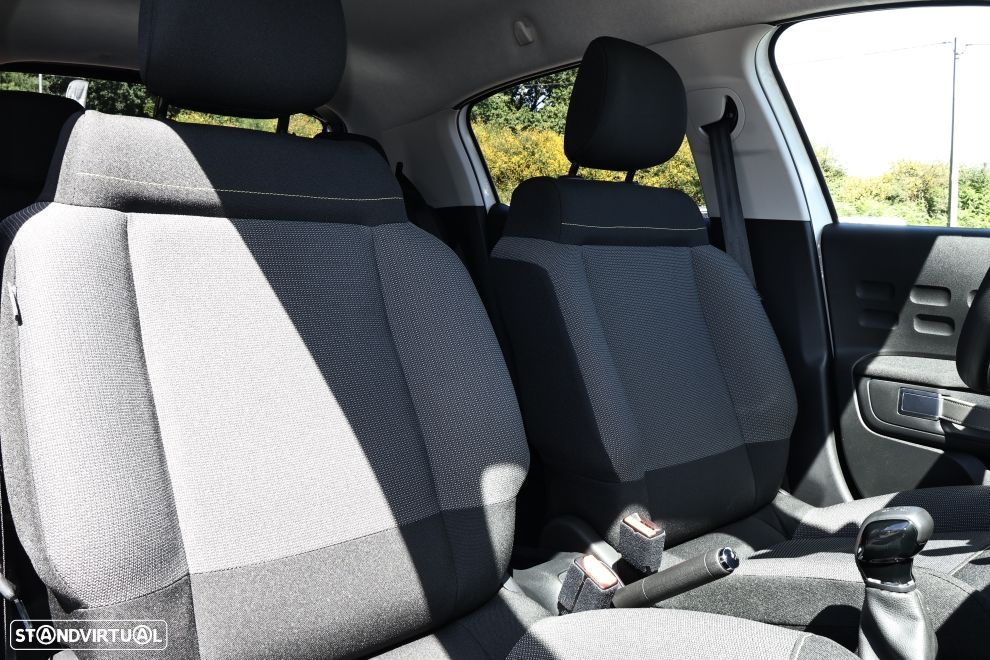 Citroën C3 1.2 PureTech C-Series — fotografia 9
