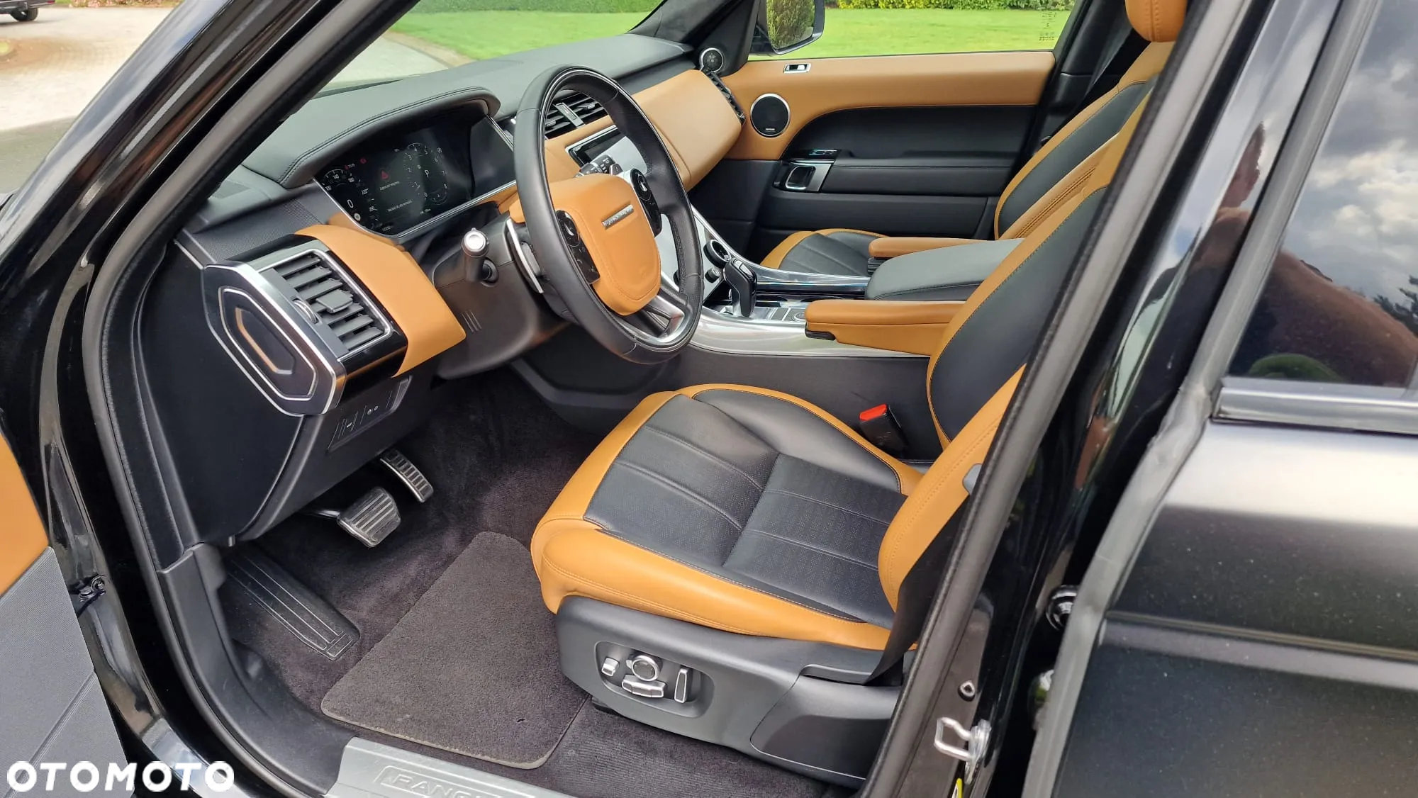 Land Rover Range Rover Sport - 25