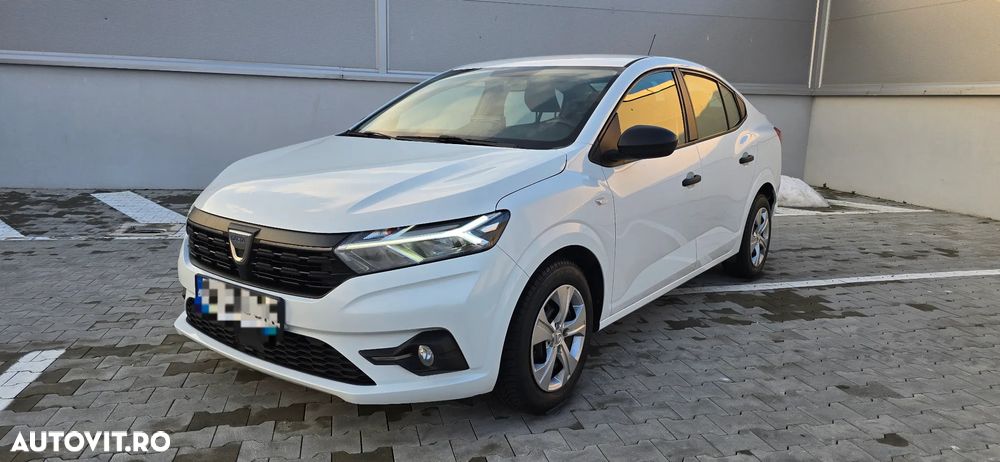 Dacia Logan TCe 90 Essential - 1