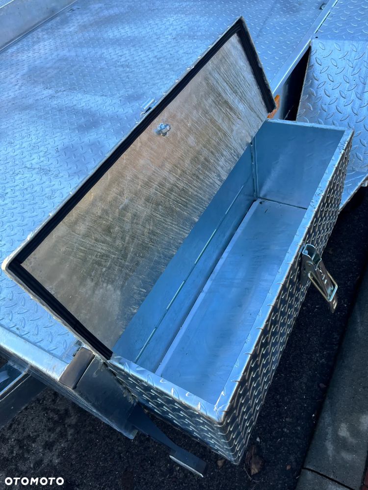 SAN-CAR Koparkowa - 3