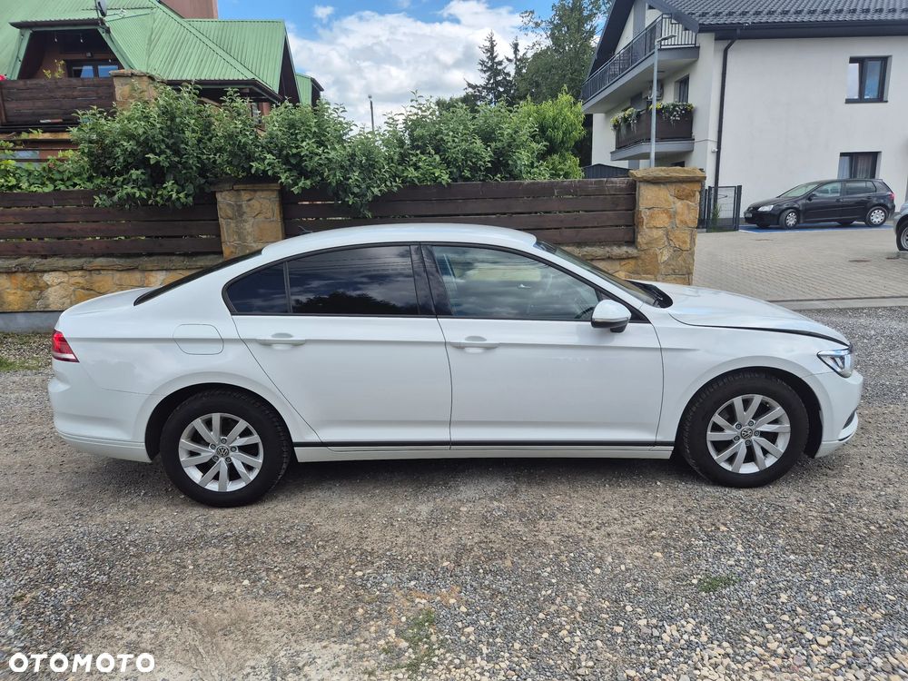 Volkswagen Passat 2.0 TDI SCR Highline - 1