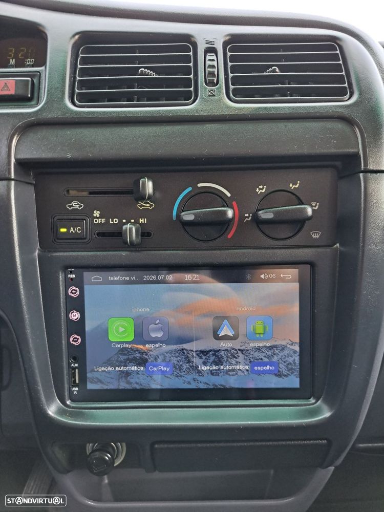 Toyota Hilux Tracker 2.5 TD 4WD (33LNG8) - 11