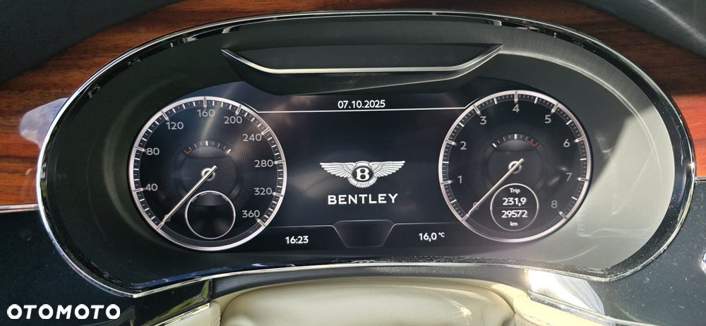 Bentley Continental GT - 12