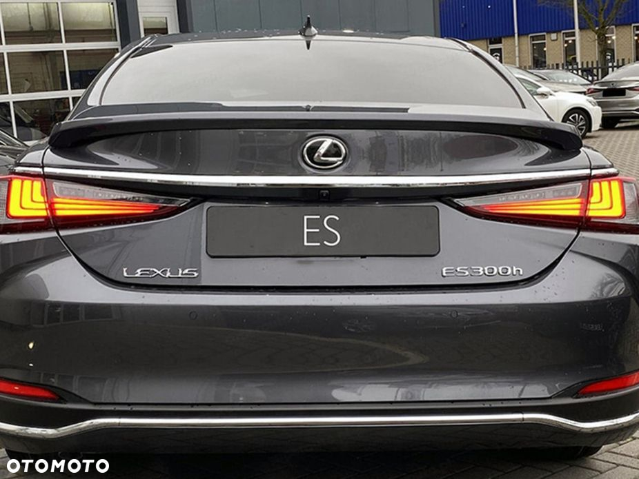 Lexus ES 300h Business Edition - 3