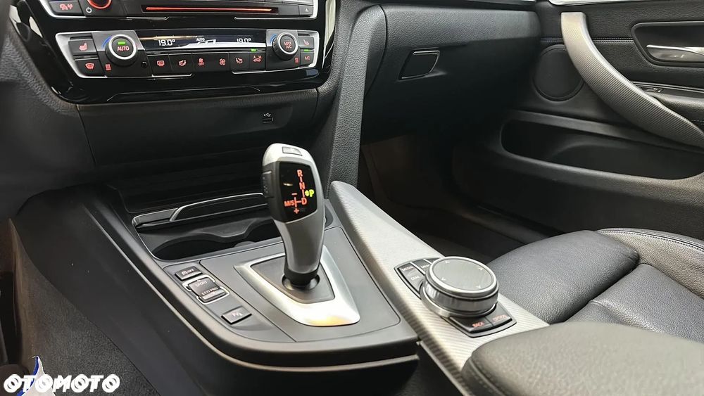 BMW Seria 4 420d xDrive M Sport - 12