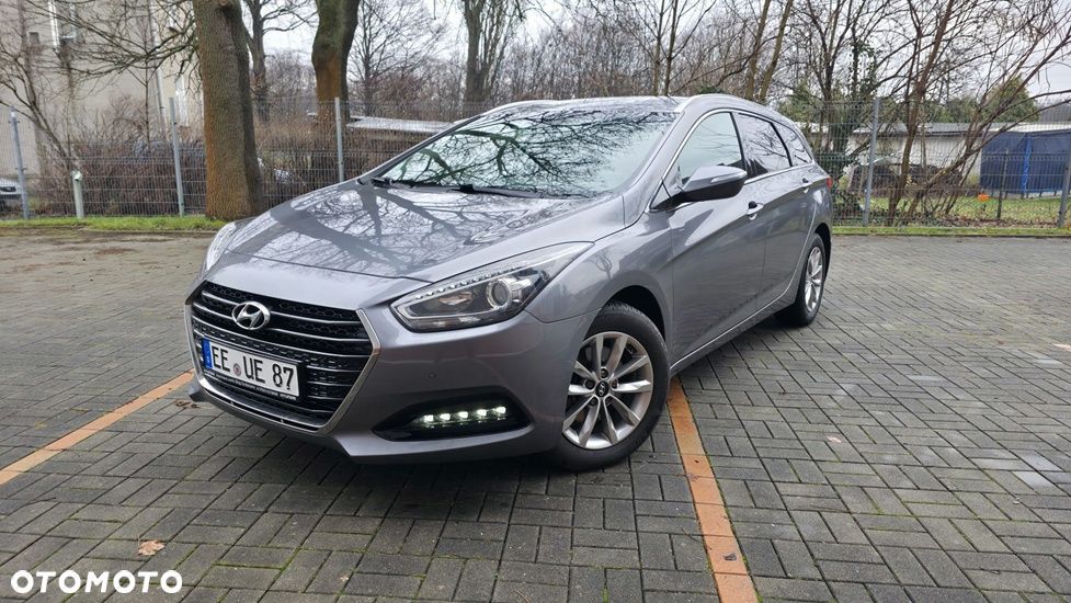 Hyundai i40 Kombi blue 1.7 CRDi Premium - 1