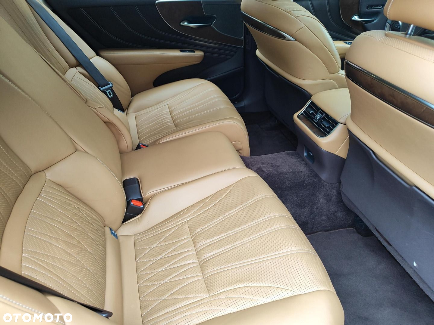 Lexus LS 500h Prestige AWD - 15
