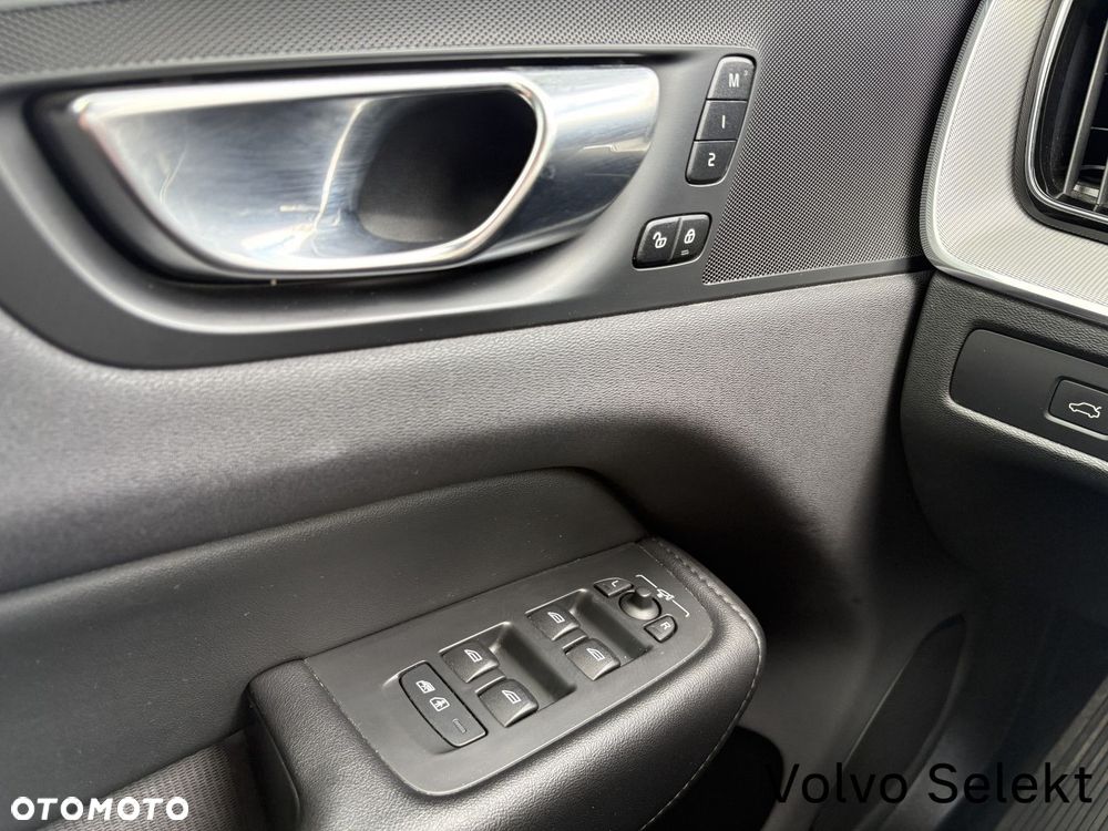 Volvo XC 60 - 17