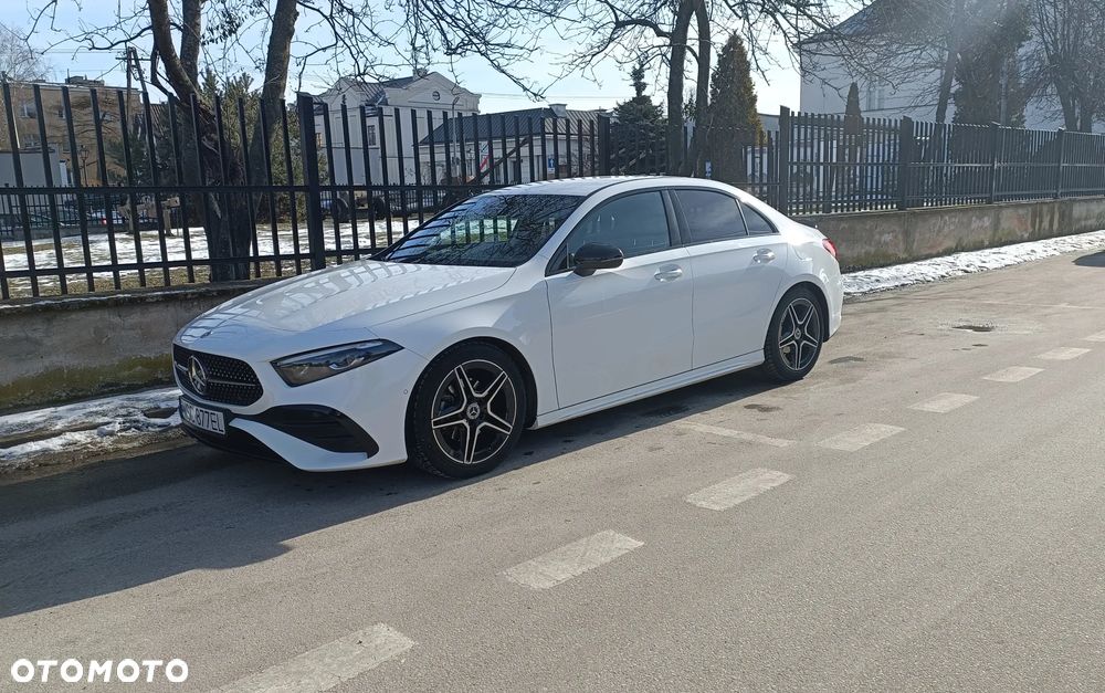 Mercedes-Benz Klasa A 180 7G-DCT AMG Line - 7