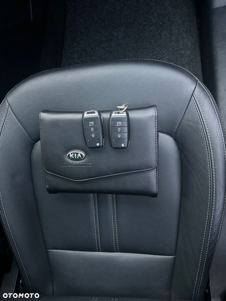 Kia Sportage 1.7 CRDI Business Line L 2WD - 19