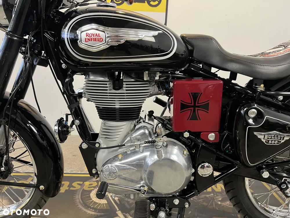 Royal Enfield Bullet - 16