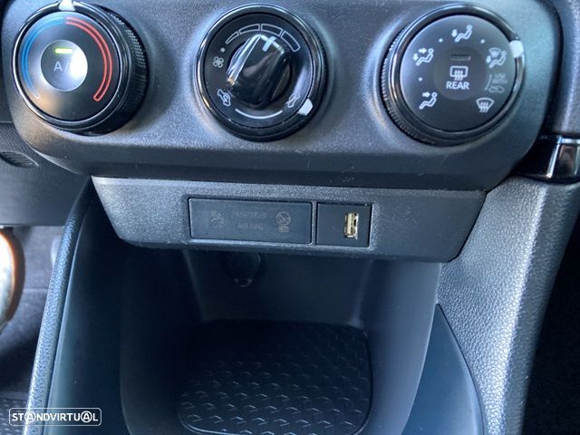 Toyota Yaris 1.0 VVT-i ACtive - 19