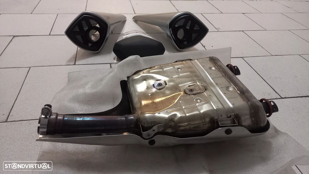 Suzuki B-King - 16