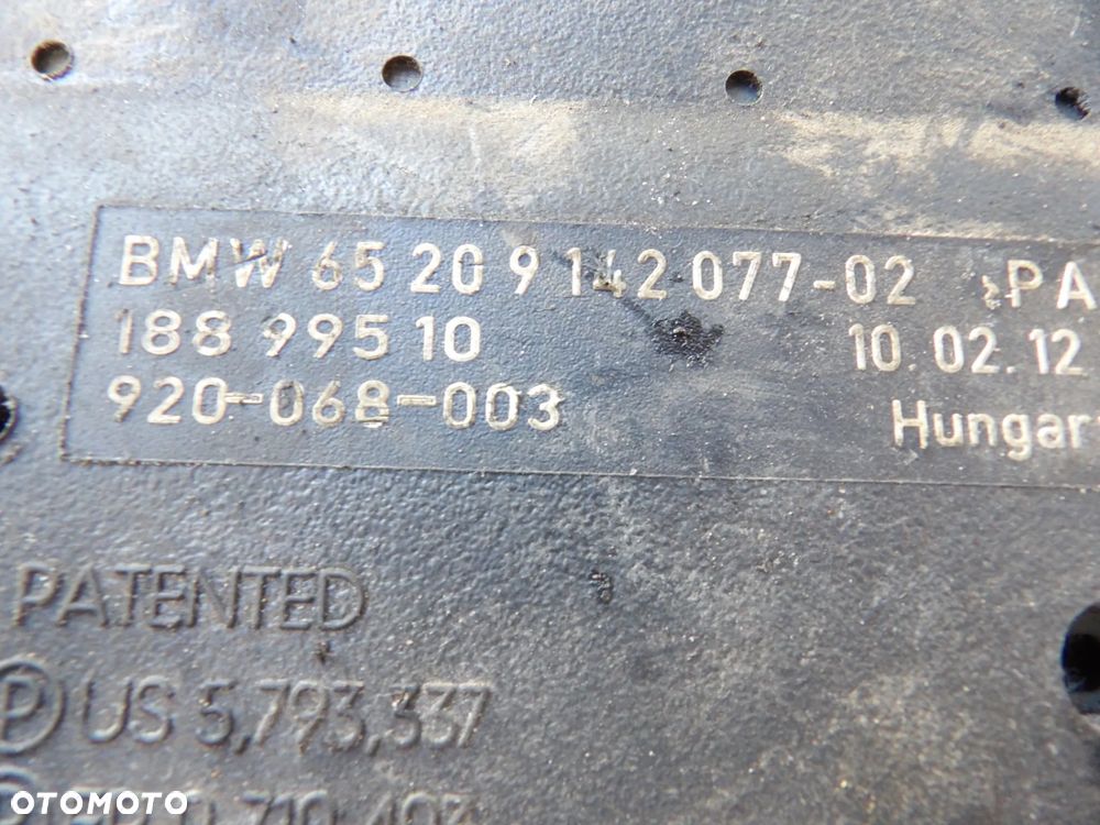 BMW - F01 - ANTENA ZDERZAKA - DEMONTAŻ - EUROPA - 9142077 - 2