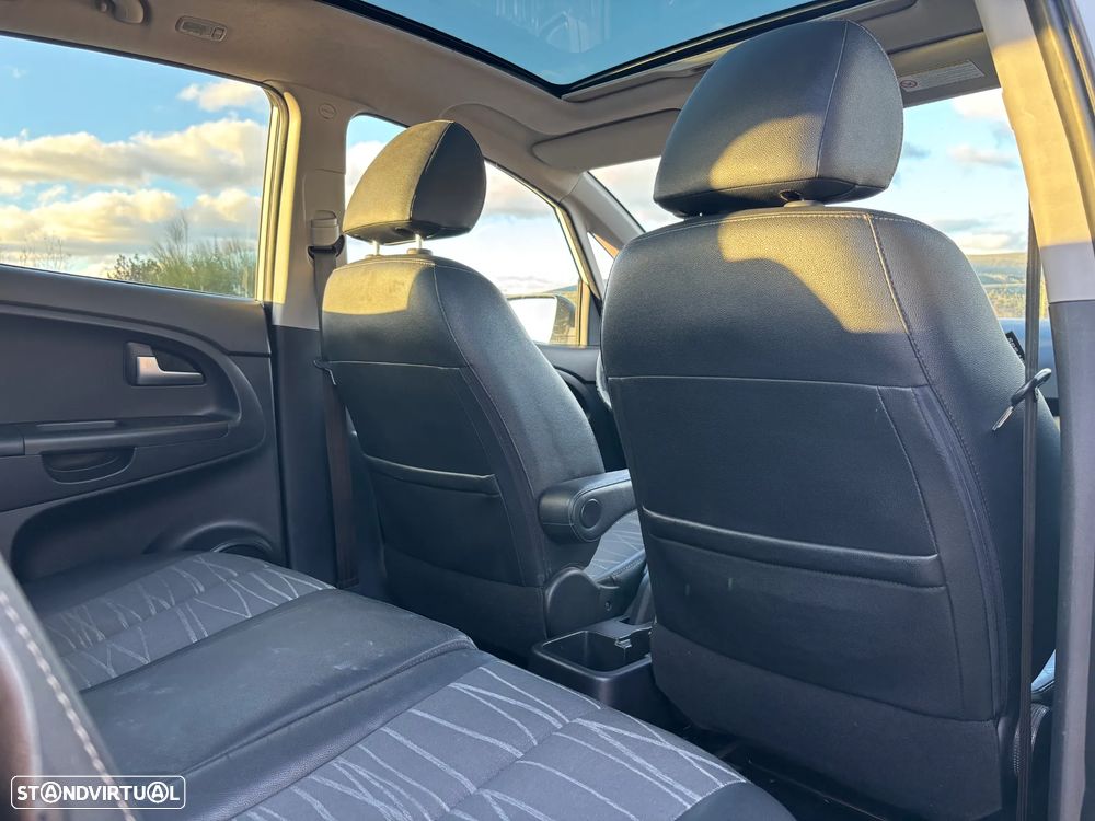 Kia Venga 1.4 CRDi TX ISG - 26