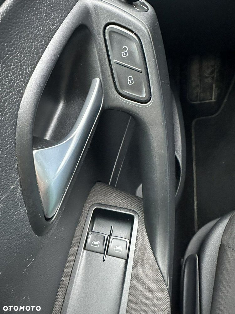 Volkswagen Polo - 24