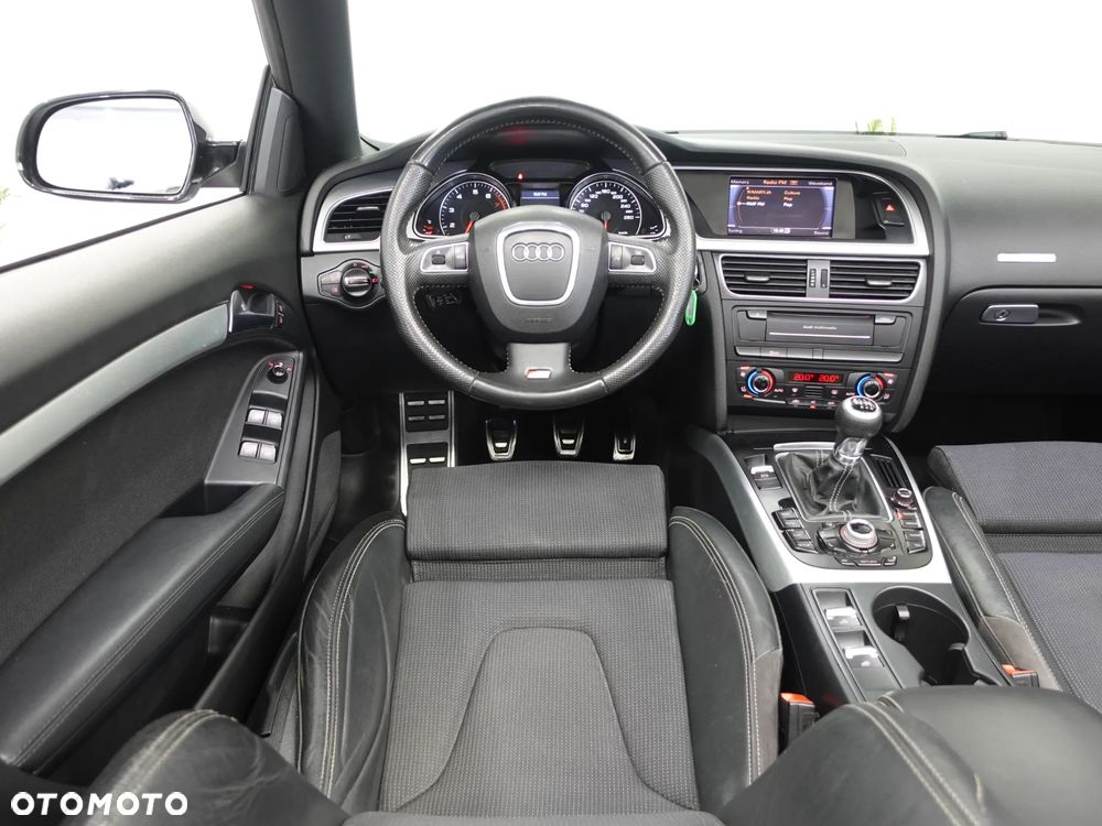 Audi A5 Cabrio - 27