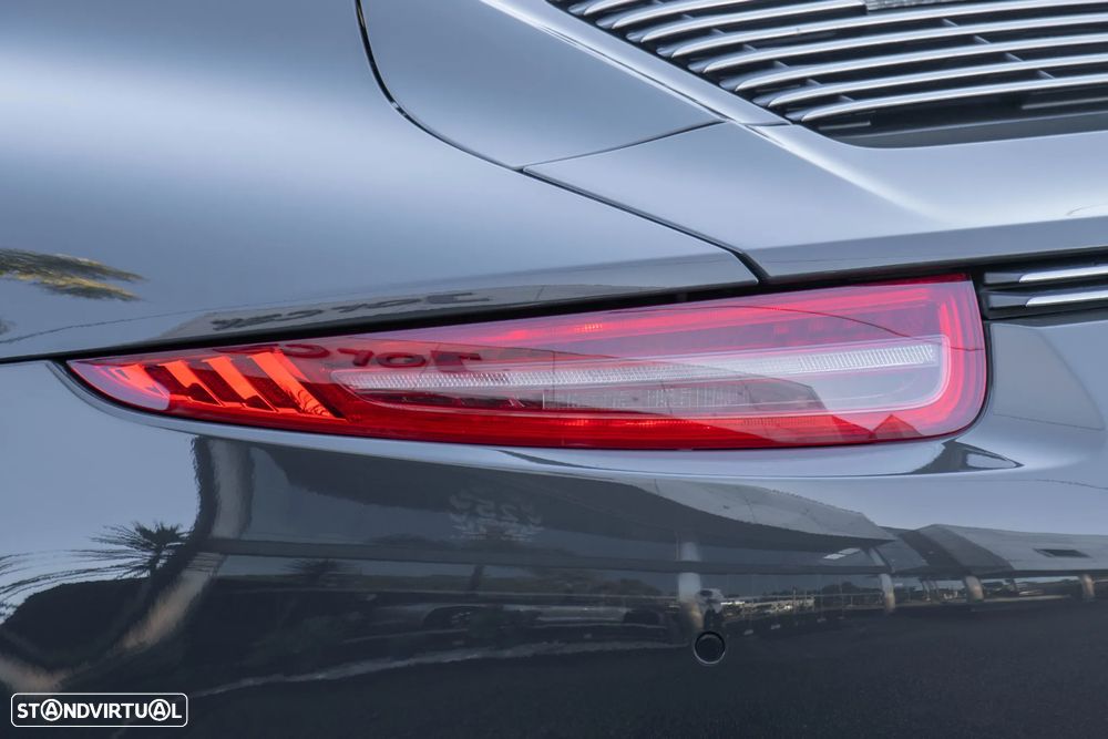 Porsche 911 (991) Carrera S PDK 50 Anos - 12