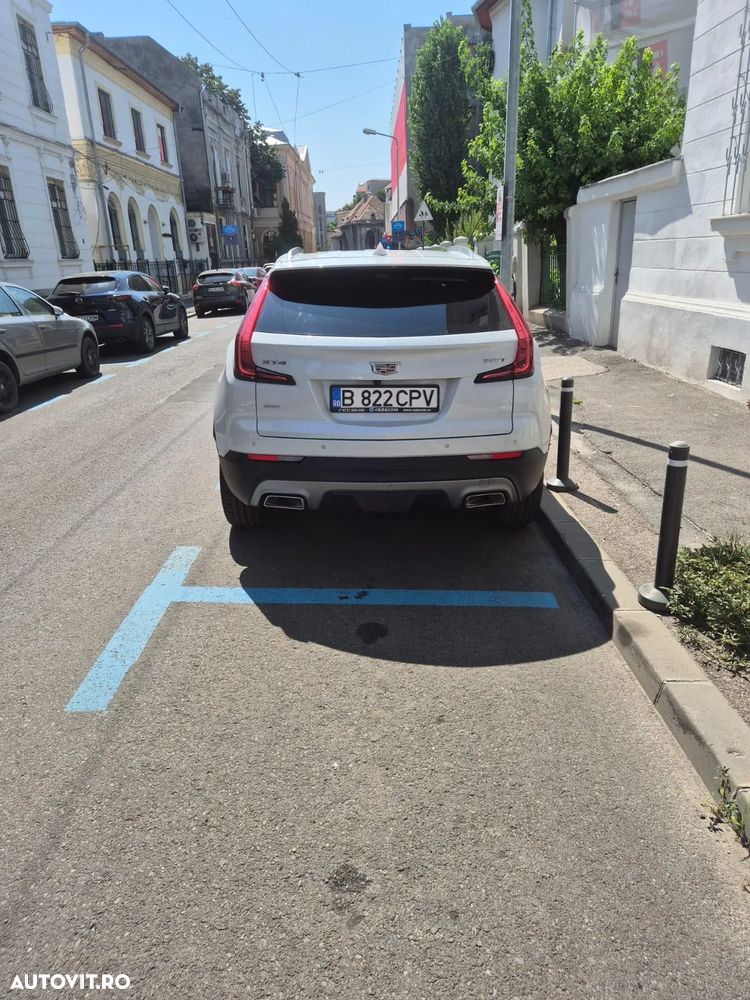 Cadillac XT4 350T AWD Sport - 5