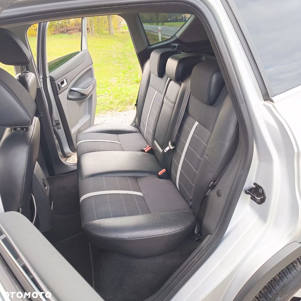 Ford Kuga 2.0 TDCi Individual - 25