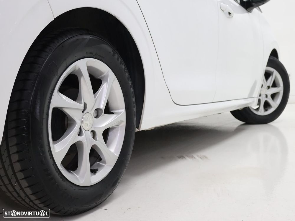 Peugeot 208 1.6 BlueHDi Active - 10