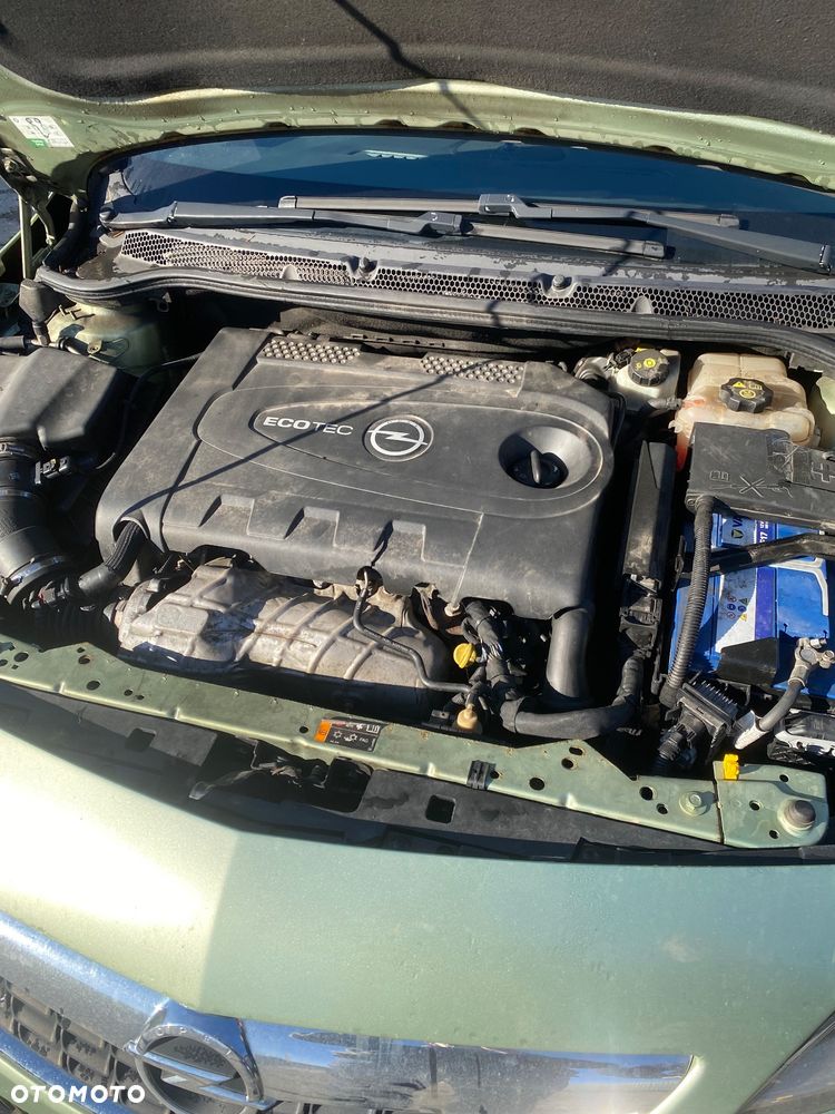 Opel Astra 2.0 CDTI Enjoy - 16