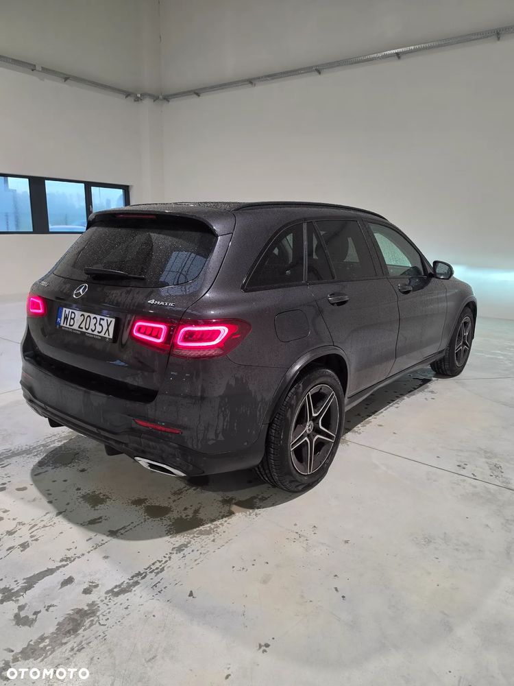 Mercedes-Benz GLC 200 d 4-Matic - 3
