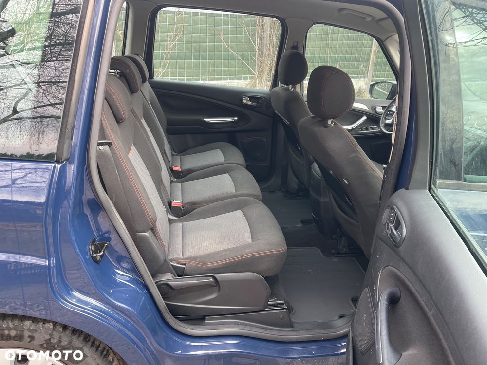 Ford Galaxy 2.0 TDCi Trend - 11