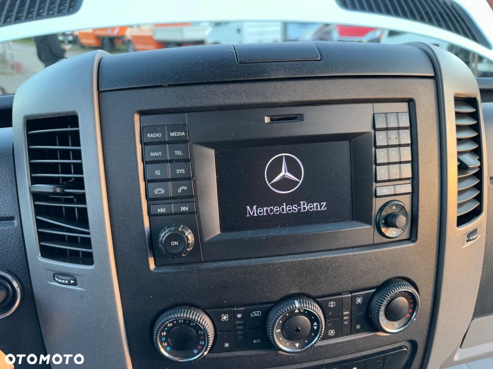 Mercedes-Benz SPRINTER 319 CDI 4X4 V6 190 KM 9 OSOBOWY - 16