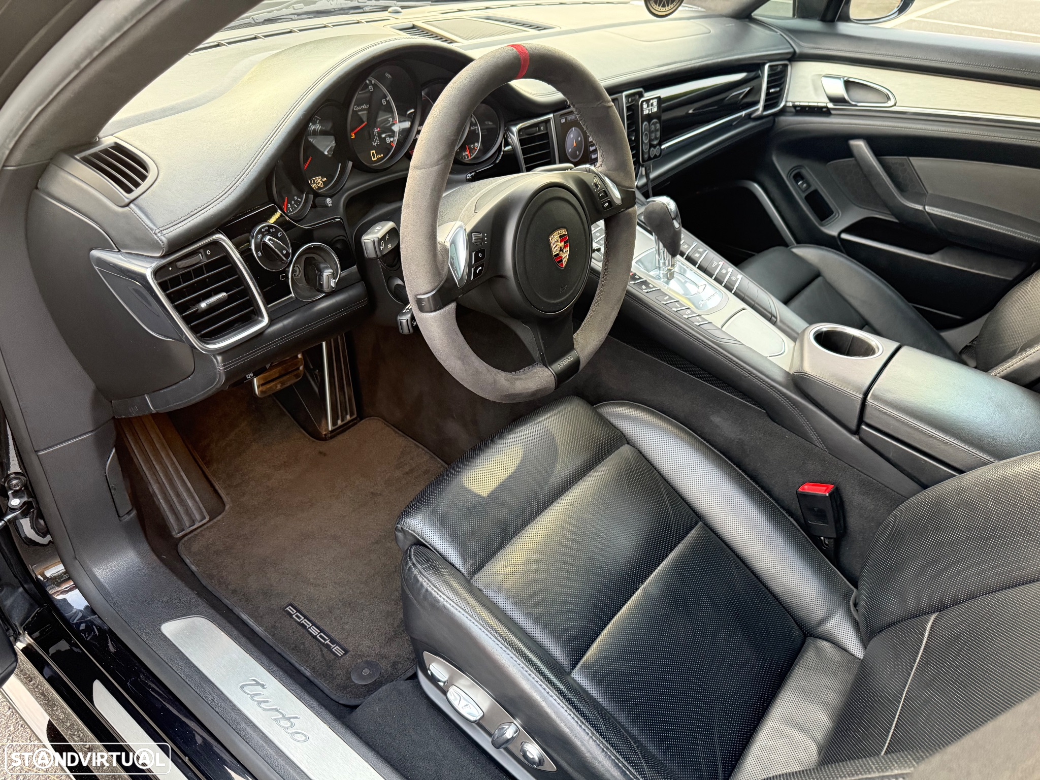 Porsche Panamera Turbo PDK - 11