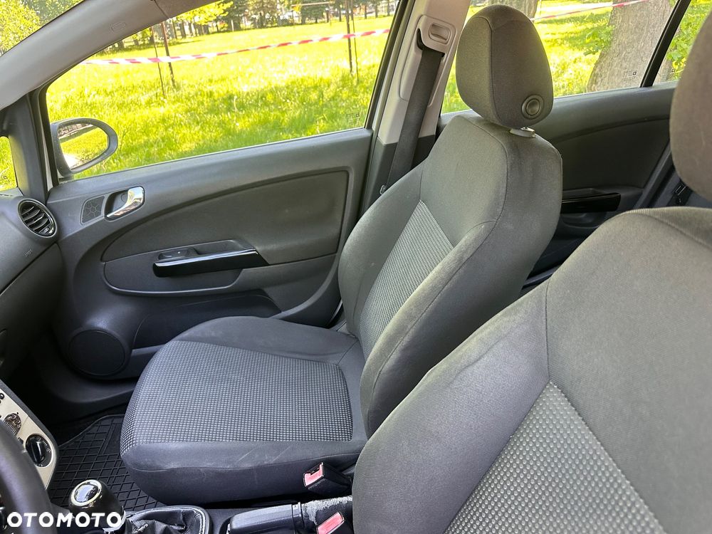 Opel Corsa - 10