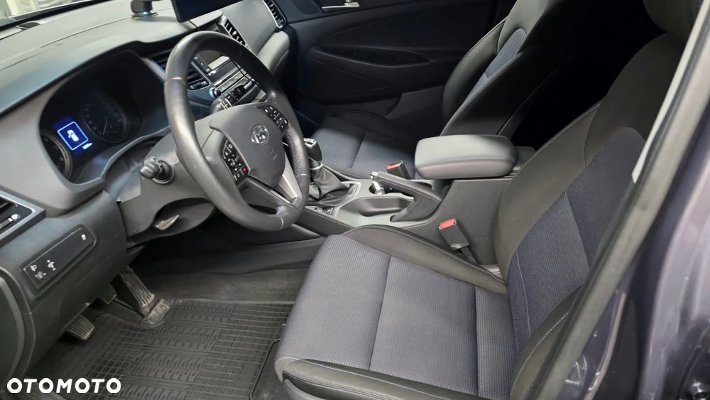 Hyundai Tucson 1.6 GDI BlueDrive Comfort 2WD - 10