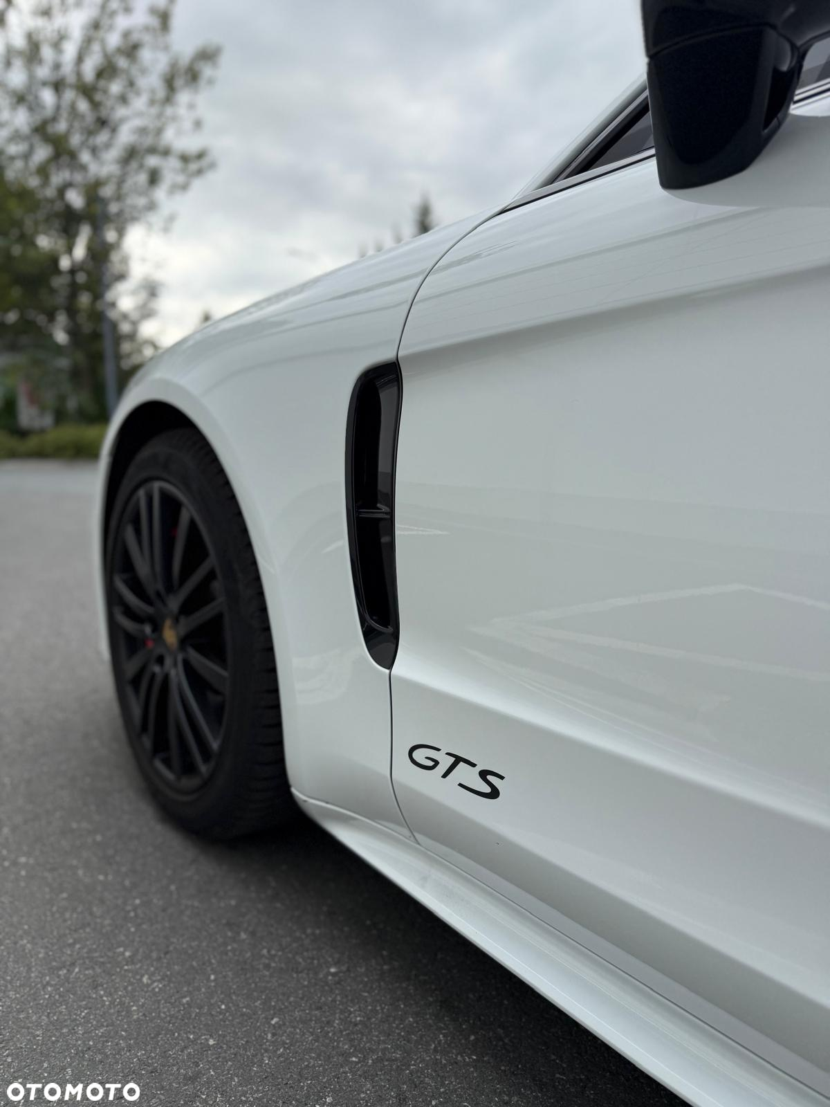 Porsche Panamera GTS GPF - 6
