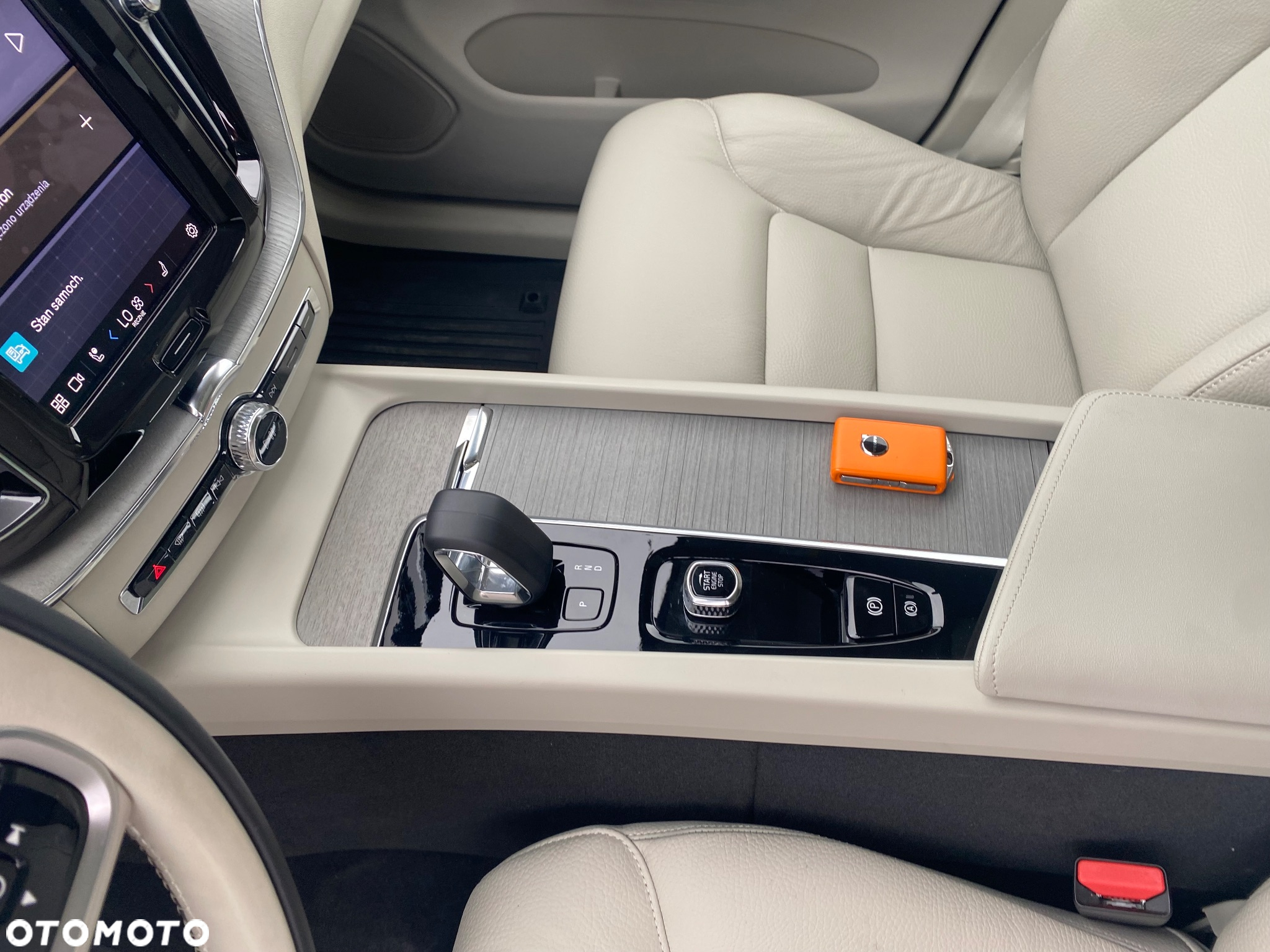 Volvo XC 60 T5 AWD Geartronic RDesign - 18
