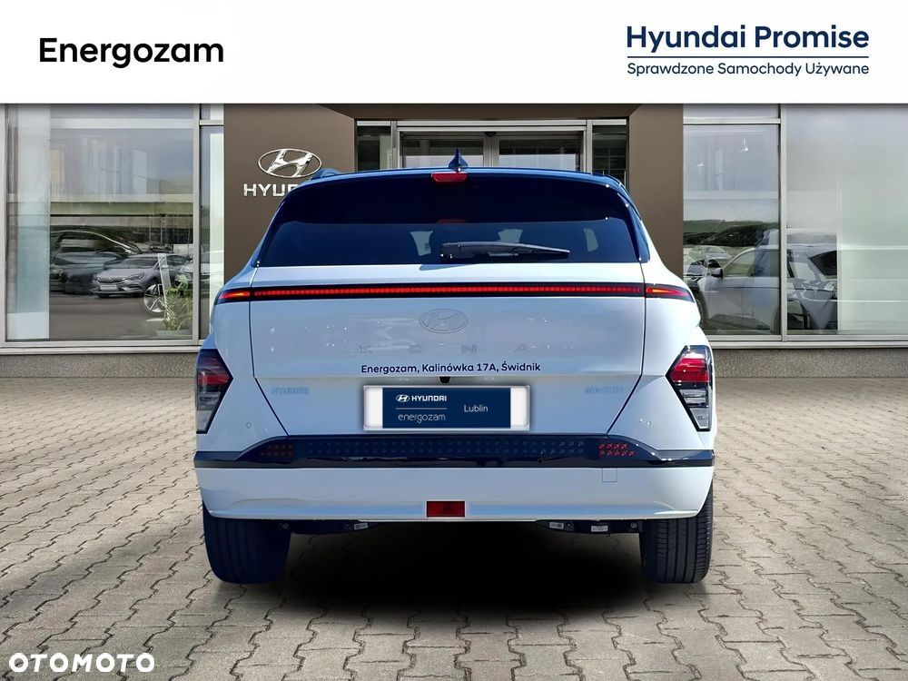 Hyundai Kona 65kWh Executive Plus - 4