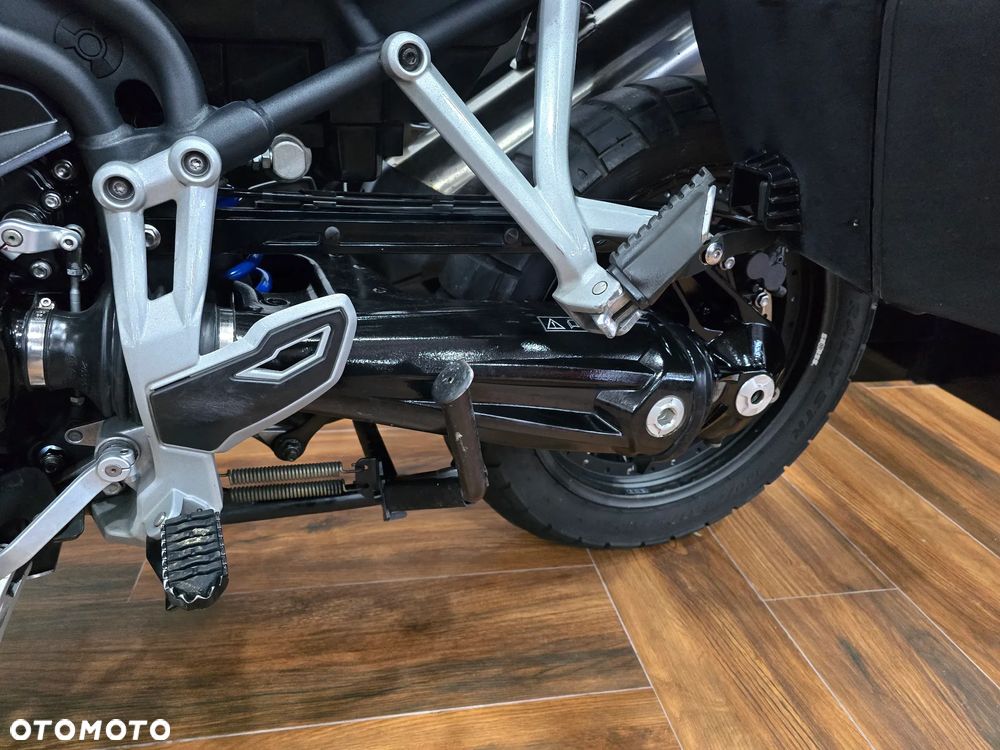 Triumph Tiger - 12