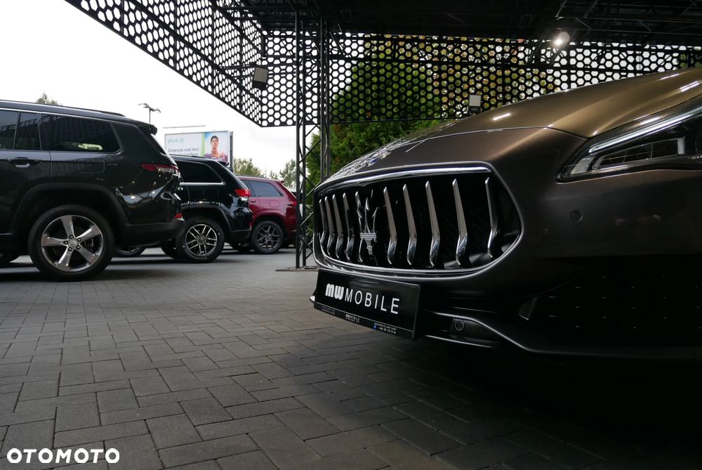 Maserati Quattroporte S - 33