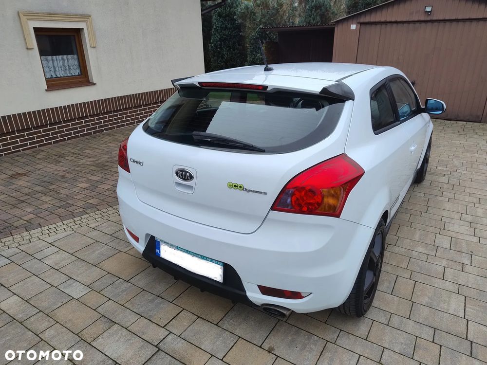 Kia ProCeed 1.4 L - 4