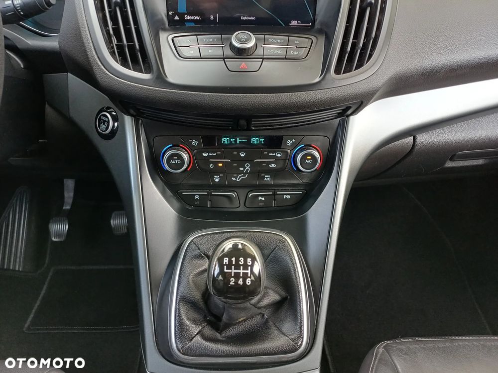 Ford Kuga 2.0 TDCi AWD Titanium - 32