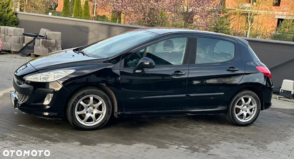 Peugeot 308 1.6 Trendy Navtech - 1