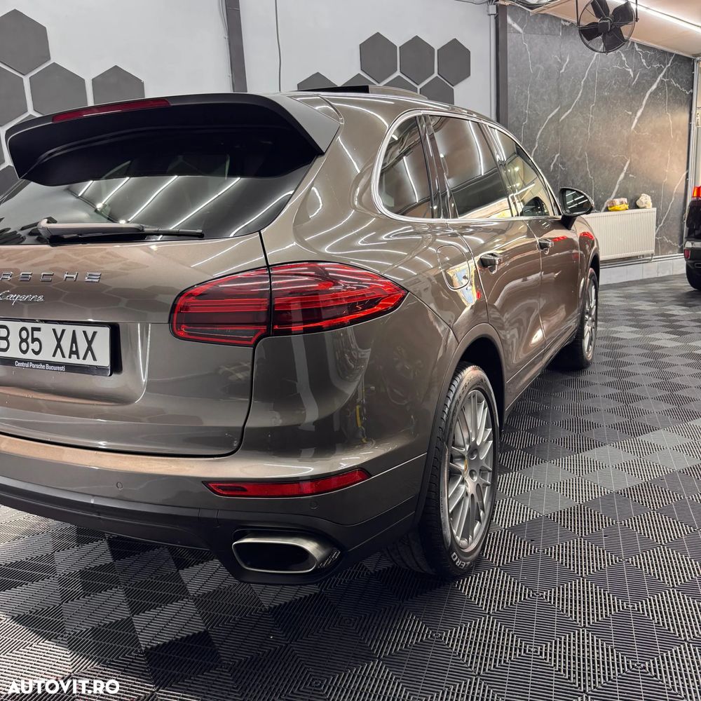 Porsche Cayenne - 3