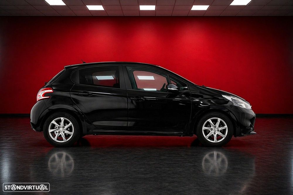 Peugeot 208 1.2 PureTech Active - 13