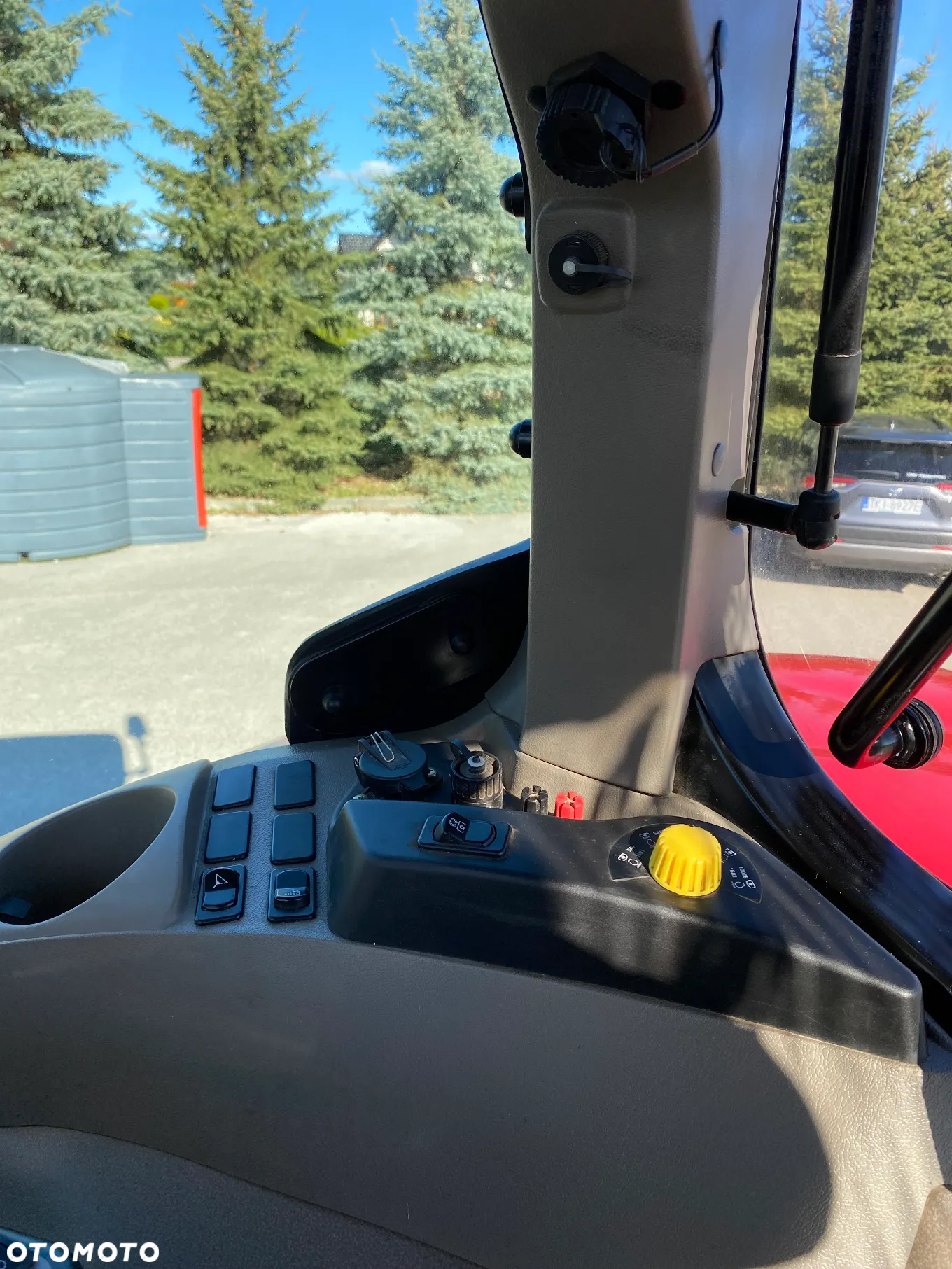 Case IH OPTUM 270 CVX DRIVE - 22