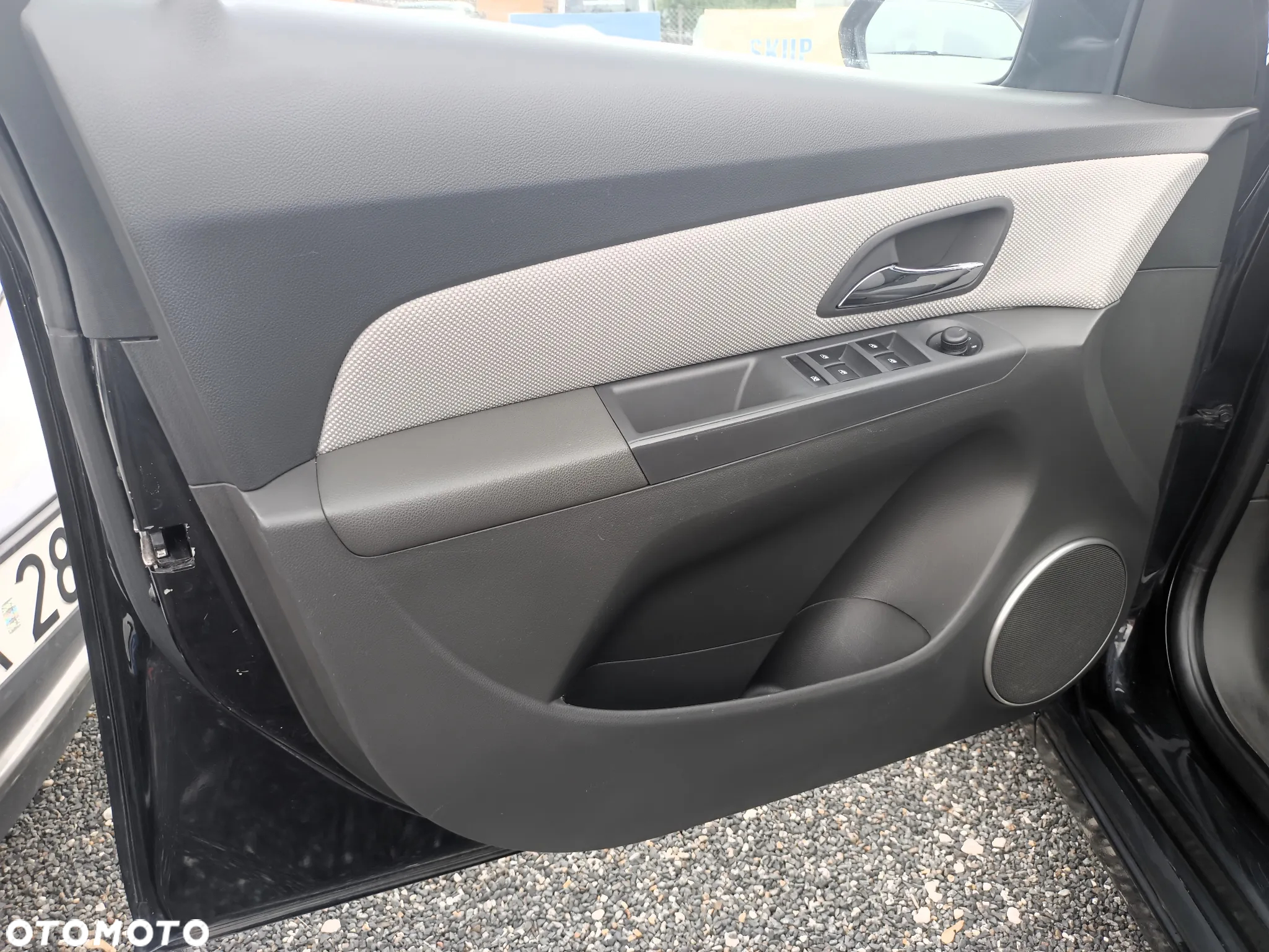 Chevrolet Cruze 1.6 LS - 19