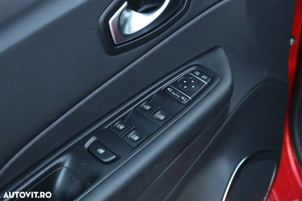 Renault Captur ENERGY TCe 120 EDC Intens - 23