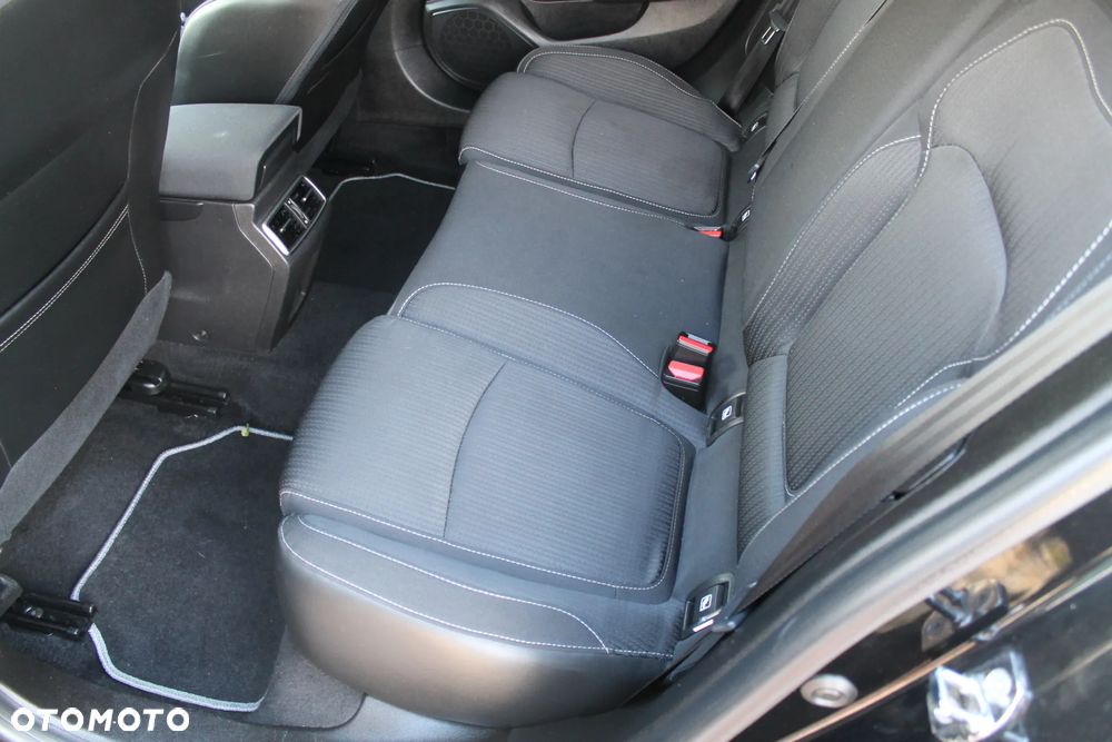 Renault Megane ENERGY TCe 130 LIMITED - 29