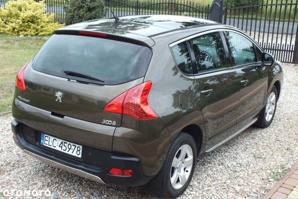 Peugeot 3008 2.0 HDi Allure - 10