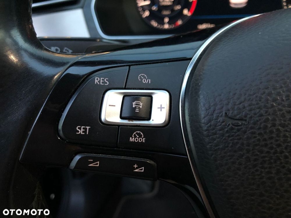 Volkswagen Passat 1.8 TSI BMT Highline DSG - 19